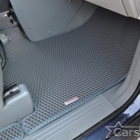 Автомобильные коврики EVA на Chrysler Town & Country V (2007->) 2 ряд: кресла 1+1 не убираются в пол