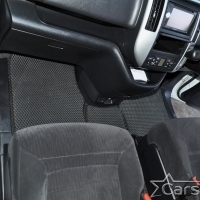 Коврики текстильные на Nissan Serena III C25 пр.руль (2005-2010)