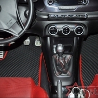 Коврики текстильные на Alfa Romeo Giulietta III (2008-2020)